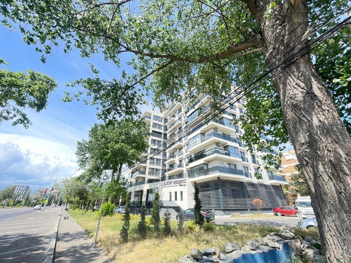 Luxury 2 Bed-room Apartament Mamaia