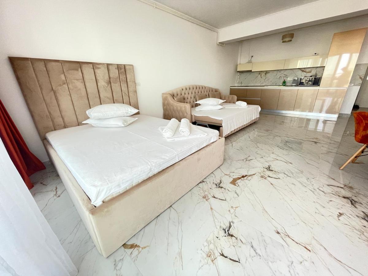 Luxury 2 Bed-room *