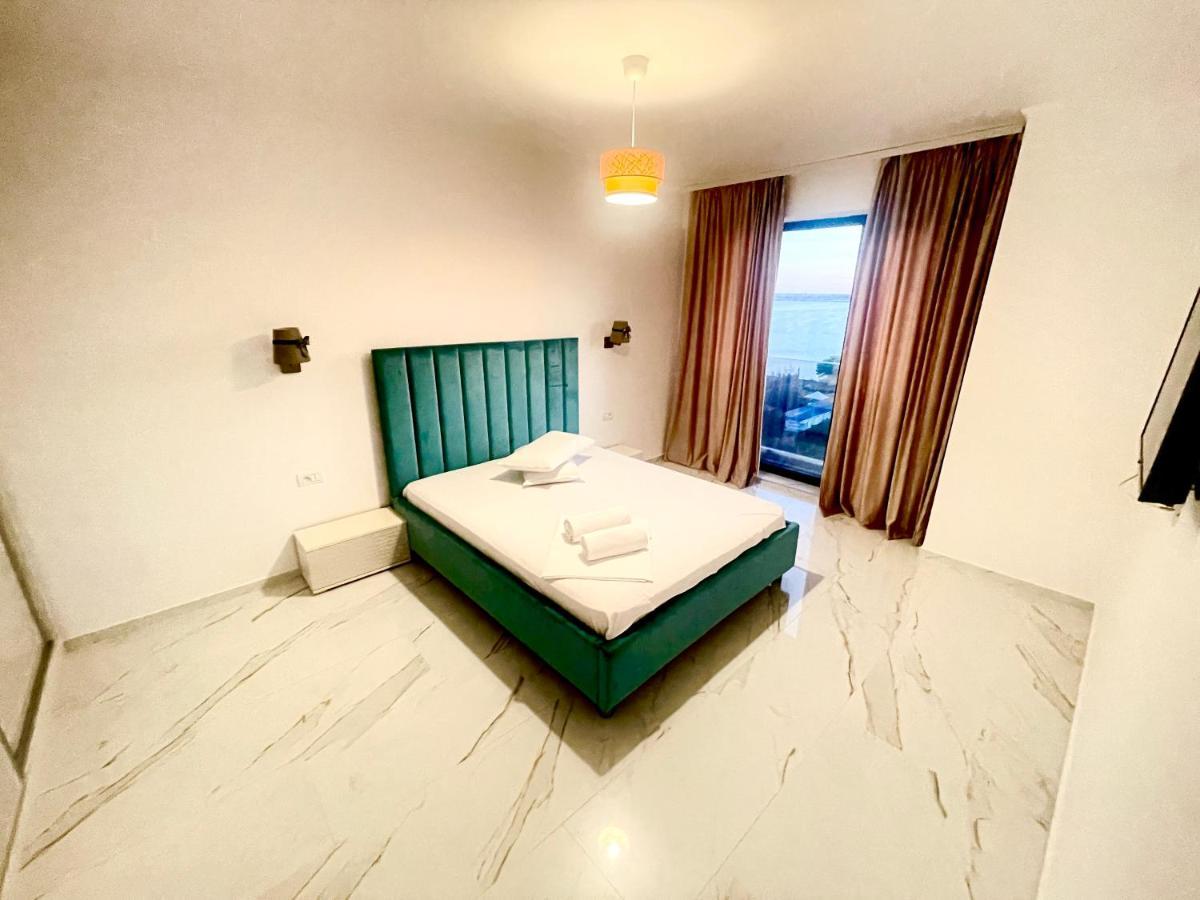 Luxury 2 Bed-room Mamaia