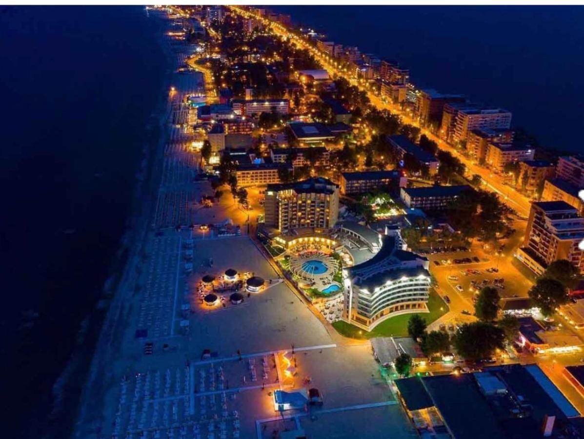 Apartament Luxury 2 Bed-room Mamaia