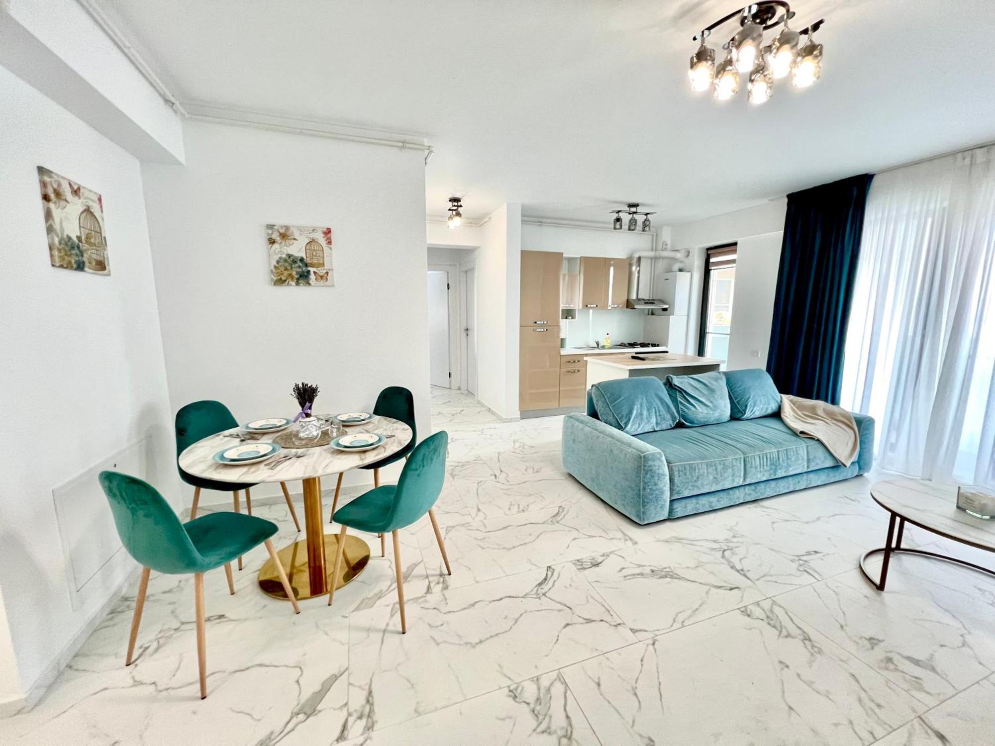 Luxury 2 Bed-room *