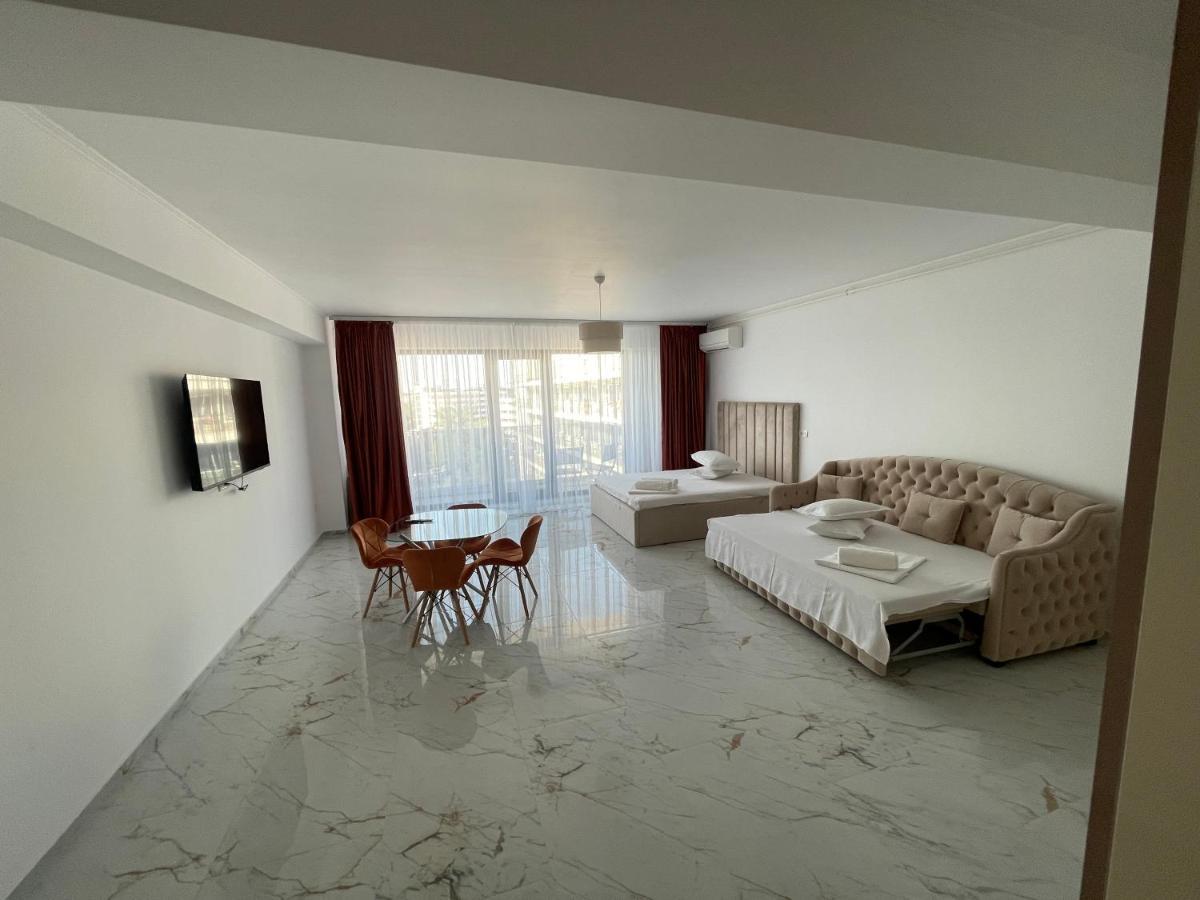 Luxury 2 Bed-room Apartment Mamaia